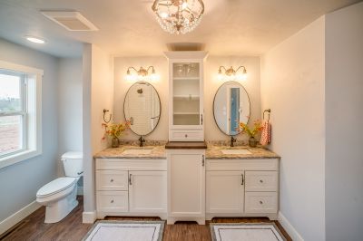 Backlit Mirrors and Vanity Stations
